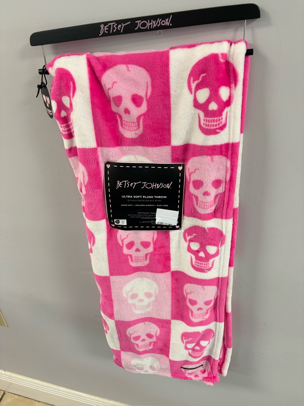 Betsey Johnson Pink and White Skull Plush Throw Blanket